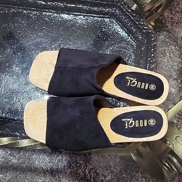 BRAND NEW ROUGE HELUIM SUEDE WOODEN BLOCK HEEL SANDAL - Picture 9 of 16